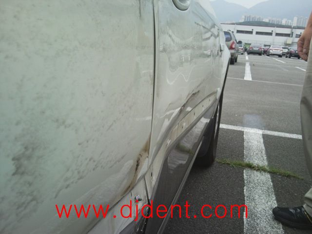 매그너스 차량 외형복원입니다.